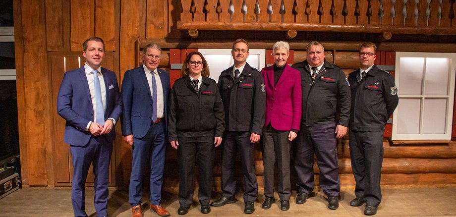 Andreas Dovern (StädteRegion Aachen), Bürgermeister Bernd Goffart, Nicole Mahr, Christian Förster, Marlis Cremer (StädteRegion Aachen), Volker Stollenwerk und René Henn