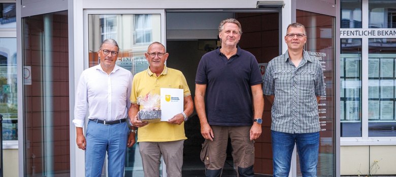 v. l. n. r.: Bürgermeister Bernd Goffart, Friedhelm Schmerse, Dietmar Wunderlich, Alexander Mießen