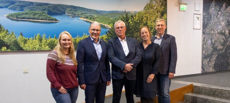 v. l. n. r.: Nadine Waßmer, Bürgermeister Bernd Goffart, Walter Frings, Christine Kraß, Manfred Nellessen