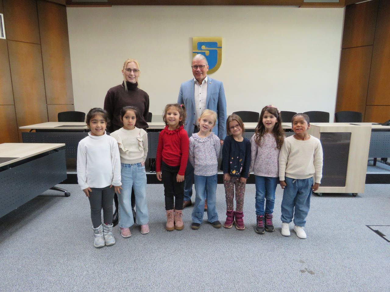 Die Vorschulkinder mit Bürgermeister Bernd Goffart