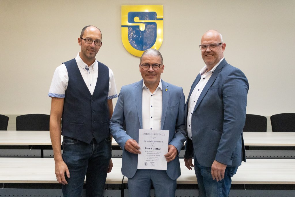 v. l. n. r.: André Koll, Bürgermeister Bernd Goffart, Frank Prömpeler