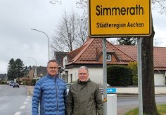 Bürgermeister Bernd Goffart und Ortsvorsteher Stefan Haas in Simmerath