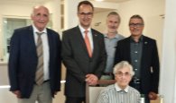 101. Geburtstag Anna Jansen Hans-Josef Hilsenbeck, Stefan Haas, Franz-Josef Hammelstein und Bernd Goffart gratulieren Frau Anna Jansen ganz herzlich zum 101. Geburtstag.