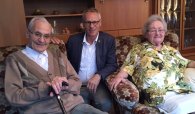 90. Geburtstag Matthias Woopen Eheleute Woopen, Bürgermeister Karl-Heinz Hermanns (Mitte)