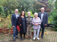 Diamantene Hochzeit Fritz-Georg und Ursula Kersting v.l.n.r.: Bernd Goffart, Elisabeth Paul, Fritz-Georg und Ursula Kersting, Ralph Löhr